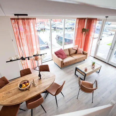 פארק נופש De Meerparel By Interhome *