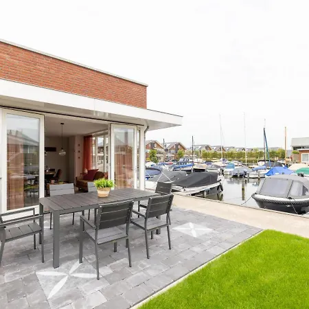 De Meerparel By Interhome Holiday home Uitgeest