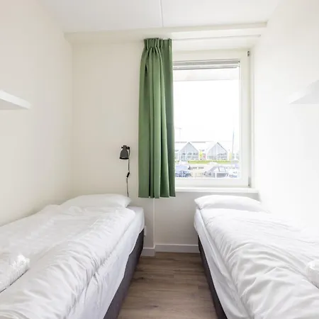 ホリデーパーク De Meerparel By Interhome *