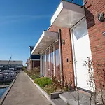 Holiday park De Meerparel By Interhome